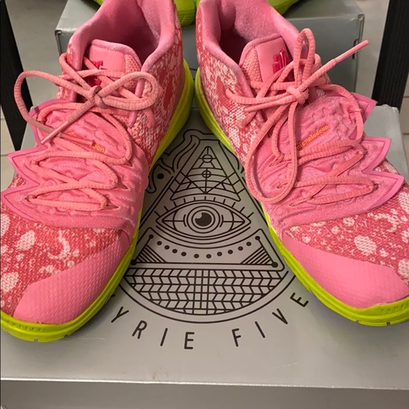 Kyrie 5 - Picture 4 of 6